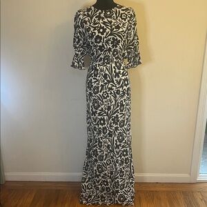 Auguste The Label Aruna Monochrome Floral Maxi Dress